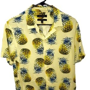 Banana Republic Pineapple Hawaiian Resort Shirt - Small, Slim Fit